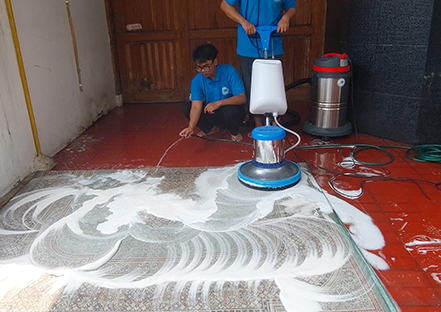 ⁠Cuci ⁠Karpet