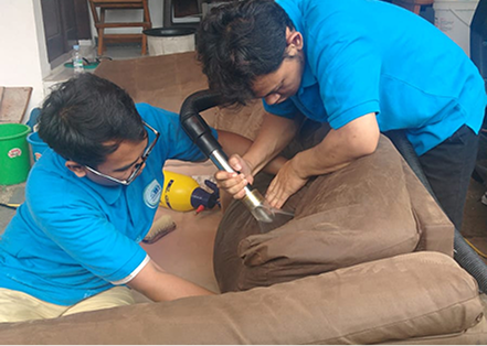 Cuci Sofa